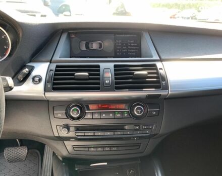 Серый БМВ Х6, объемом двигателя 3 л и пробегом 188 тыс. км за 18990 $, фото 35 на Automoto.ua