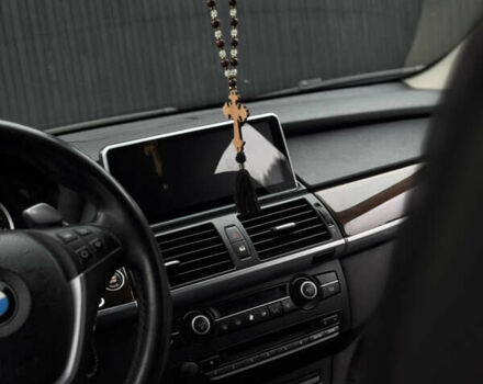 Серый БМВ Х6, объемом двигателя 4.39 л и пробегом 236 тыс. км за 11900 $, фото 43 на Automoto.ua