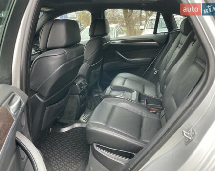Серый БМВ Х6, объемом двигателя 3 л и пробегом 130 тыс. км за 15500 $, фото 5 на Automoto.ua