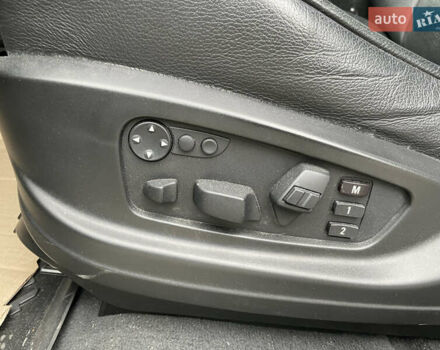 Серый БМВ Х6, объемом двигателя 3 л и пробегом 130 тыс. км за 15500 $, фото 9 на Automoto.ua