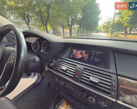 Серый БМВ Х6, объемом двигателя 2.99 л и пробегом 266 тыс. км за 18800 $, фото 23 на Automoto.ua