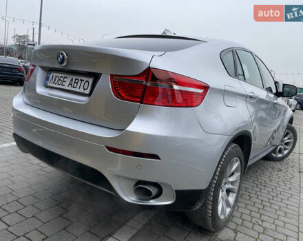 Серый БМВ Х6, объемом двигателя 3 л и пробегом 130 тыс. км за 15500 $, фото 2 на Automoto.ua