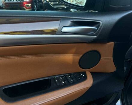 Серый БМВ Х6, объемом двигателя 3 л и пробегом 200 тыс. км за 16900 $, фото 19 на Automoto.ua