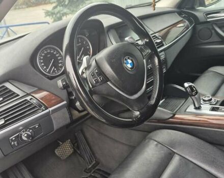 Серый БМВ Х6, объемом двигателя 4.39 л и пробегом 126 тыс. км за 16200 $, фото 13 на Automoto.ua