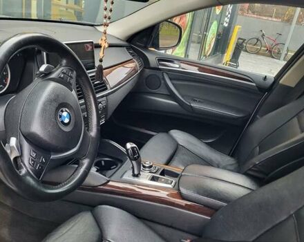 Серый БМВ Х6, объемом двигателя 4.39 л и пробегом 300 тыс. км за 21000 $, фото 3 на Automoto.ua