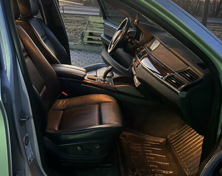 Сірий БМВ Х6, об'ємом двигуна 2.99 л та пробігом 289 тис. км за 19999 $, фото 65 на Automoto.ua