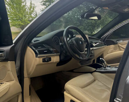 Серый БМВ Х6, объемом двигателя 3 л и пробегом 210 тыс. км за 16200 $, фото 21 на Automoto.ua