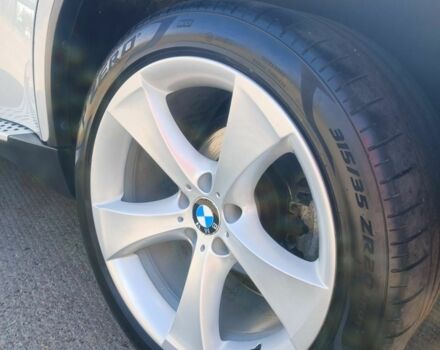 Серый БМВ Х6, объемом двигателя 3 л и пробегом 350 тыс. км за 14000 $, фото 5 на Automoto.ua