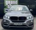 Серый БМВ Х6, объемом двигателя 3 л и пробегом 205 тыс. км за 22400 $, фото 3 на Automoto.ua