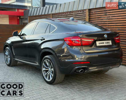 Серый БМВ Х6, объемом двигателя 2.98 л и пробегом 157 тыс. км за 30000 $, фото 4 на Automoto.ua