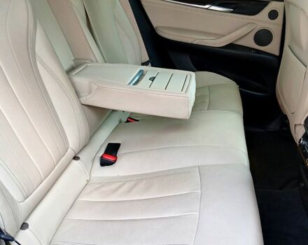 Серый БМВ Х6, объемом двигателя 3 л и пробегом 144 тыс. км за 25000 $, фото 7 на Automoto.ua