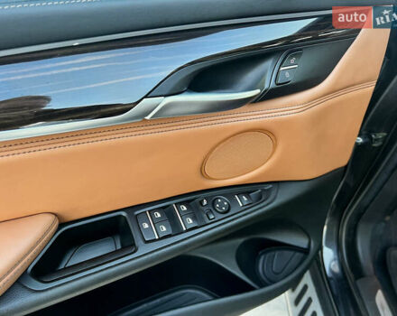 Серый БМВ Х6, объемом двигателя 2.98 л и пробегом 140 тыс. км за 30900 $, фото 6 на Automoto.ua