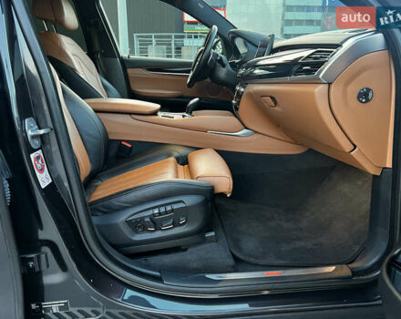 Серый БМВ Х6, объемом двигателя 2.98 л и пробегом 140 тыс. км за 30900 $, фото 23 на Automoto.ua