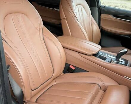 Сірий БМВ Х6, об'ємом двигуна 2.98 л та пробігом 71 тис. км за 32000 $, фото 20 на Automoto.ua