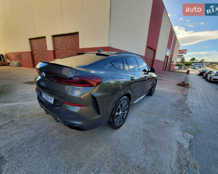 Серый БМВ Х6, объемом двигателя 2.99 л и пробегом 130 тыс. км за 65000 $, фото 8 на Automoto.ua