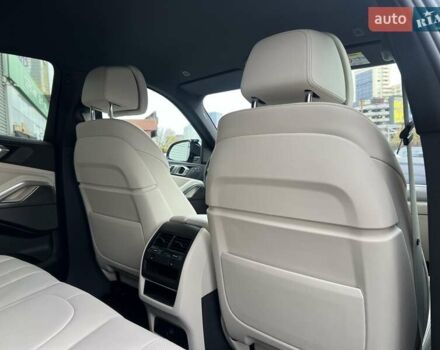 Серый БМВ Х6, объемом двигателя 2.99 л и пробегом 98 тыс. км за 69900 $, фото 26 на Automoto.ua