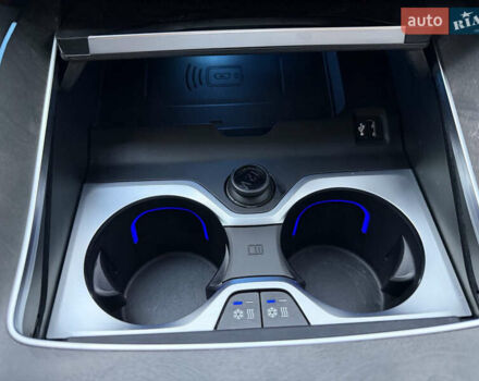 Серый БМВ Х6, объемом двигателя 2.99 л и пробегом 72 тыс. км за 99500 $, фото 22 на Automoto.ua