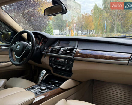 БМВ Х6 2009 в Днепре (Днепропетровске) на Automoto.ua Синий БМВ Х6, объемом двигателя 4.4 л и пробегом 204 тыс. км за 10999 $, фото 13 на Automoto.ua