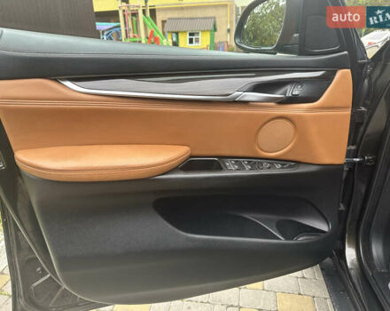 Синій БМВ Х6, об'ємом двигуна 3 л та пробігом 214 тис. км за 32000 $, фото 19 на Automoto.ua