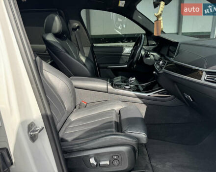 Білий БМВ X7, об'ємом двигуна 3 л та пробігом 166 тис. км за 64500 $, фото 44 на Automoto.ua