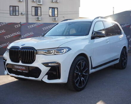 Белый БМВ X7, объемом двигателя 3 л и пробегом 52 тыс. км за 63500 $, фото 1 на Automoto.ua