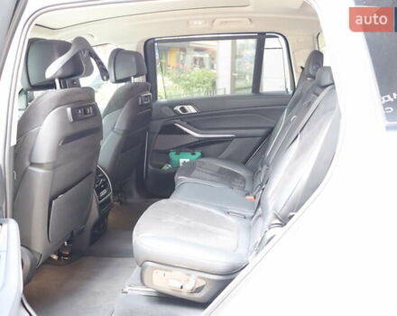 Білий БМВ X7, об'ємом двигуна 3 л та пробігом 131 тис. км за 61900 $, фото 38 на Automoto.ua