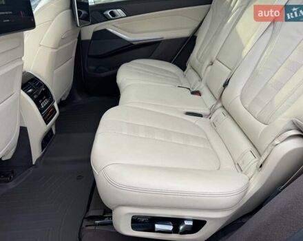 Белый БМВ X7, объемом двигателя 2.99 л и пробегом 98 тыс. км за 79900 $, фото 83 на Automoto.ua