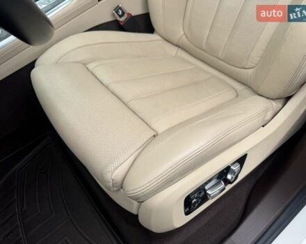 Белый БМВ X7, объемом двигателя 2.99 л и пробегом 98 тыс. км за 79000 $, фото 40 на Automoto.ua