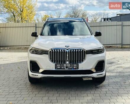 Белый БМВ X7, объемом двигателя 3 л и пробегом 67 тыс. км за 59500 $, фото 9 на Automoto.ua