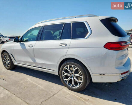 Белый БМВ X7, объемом двигателя 3 л и пробегом 133 тыс. км за 55000 $, фото 2 на Automoto.ua