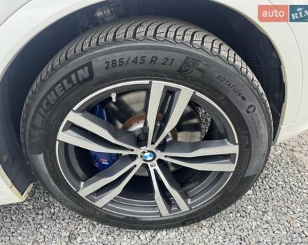 Белый БМВ X7, объемом двигателя 2.99 л и пробегом 98 тыс. км за 79000 $, фото 114 на Automoto.ua