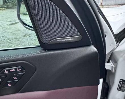 Белый БМВ X7, объемом двигателя 3 л и пробегом 156 тыс. км за 58000 $, фото 10 на Automoto.ua