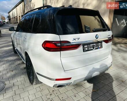 Белый БМВ X7, объемом двигателя 3 л и пробегом 67 тыс. км за 59500 $, фото 13 на Automoto.ua