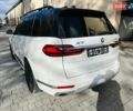Белый БМВ X7, объемом двигателя 3 л и пробегом 67 тыс. км за 59500 $, фото 13 на Automoto.ua