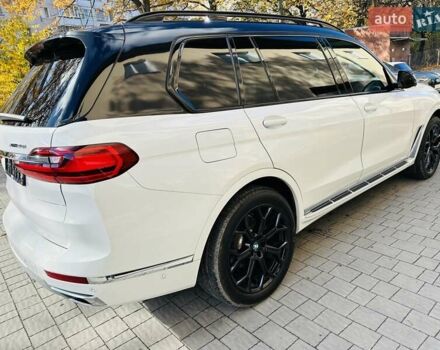 Белый БМВ X7, объемом двигателя 3 л и пробегом 67 тыс. км за 59500 $, фото 21 на Automoto.ua
