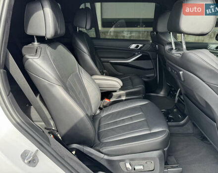 Білий БМВ X7, об'ємом двигуна 3 л та пробігом 166 тис. км за 64500 $, фото 36 на Automoto.ua