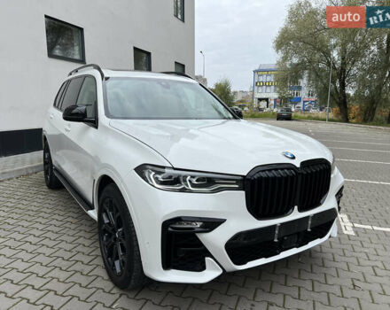 Белый БМВ X7, объемом двигателя 3 л и пробегом 130 тыс. км за 53100 $, фото 2 на Automoto.ua