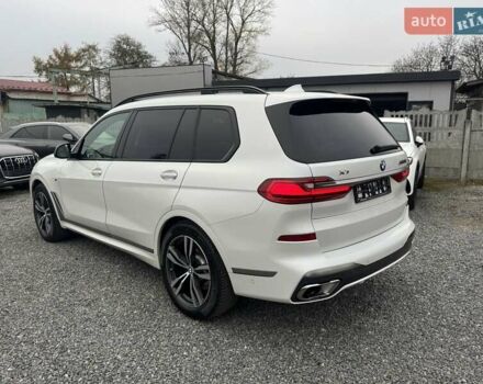 Белый БМВ X7, объемом двигателя 2.99 л и пробегом 98 тыс. км за 79000 $, фото 4 на Automoto.ua
