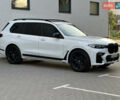 Белый БМВ X7, объемом двигателя 3 л и пробегом 125 тыс. км за 56900 $, фото 7 на Automoto.ua