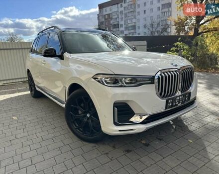 Белый БМВ X7, объемом двигателя 3 л и пробегом 67 тыс. км за 59500 $, фото 3 на Automoto.ua