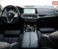 Белый БМВ X7, объемом двигателя 3 л и пробегом 49 тыс. км за 57500 $, фото 41 на Automoto.ua
