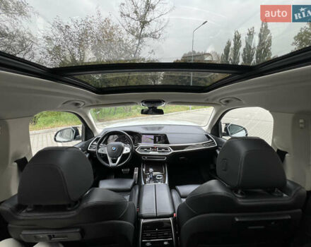 Білий БМВ X7, об'ємом двигуна 3 л та пробігом 130 тис. км за 53500 $, фото 20 на Automoto.ua
