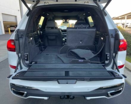 Белый БМВ X7, объемом двигателя 4.4 л и пробегом 37 тыс. км за 29000 $, фото 11 на Automoto.ua