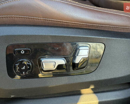 Белый БМВ X7, объемом двигателя 3 л и пробегом 126 тыс. км за 54000 $, фото 15 на Automoto.ua