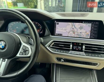 Белый БМВ X7, объемом двигателя 2.99 л и пробегом 98 тыс. км за 79900 $, фото 110 на Automoto.ua