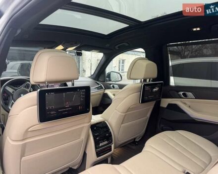 Белый БМВ X7, объемом двигателя 2.99 л и пробегом 98 тыс. км за 79000 $, фото 48 на Automoto.ua