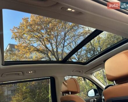 Белый БМВ X7, объемом двигателя 3 л и пробегом 67 тыс. км за 59500 $, фото 65 на Automoto.ua