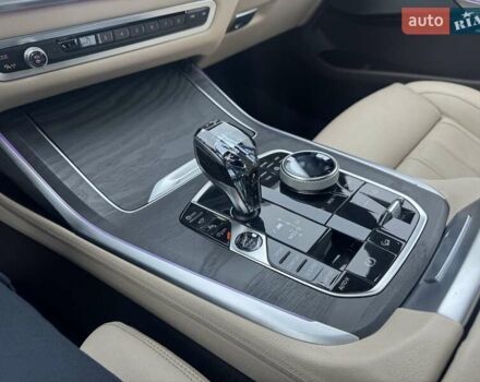 Белый БМВ X7, объемом двигателя 2.99 л и пробегом 98 тыс. км за 79000 $, фото 1 на Automoto.ua