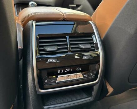 Белый БМВ X7, объемом двигателя 3 л и пробегом 67 тыс. км за 59500 $, фото 43 на Automoto.ua