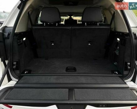 Белый БМВ X7, объемом двигателя 3 л и пробегом 82 тыс. км за 26000 $, фото 21 на Automoto.ua